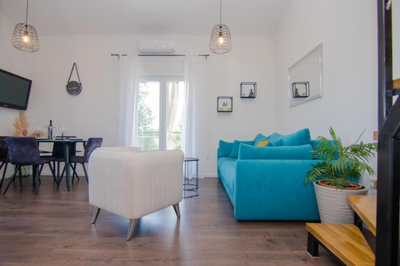Apartments Aki Malinska Luaran gambar