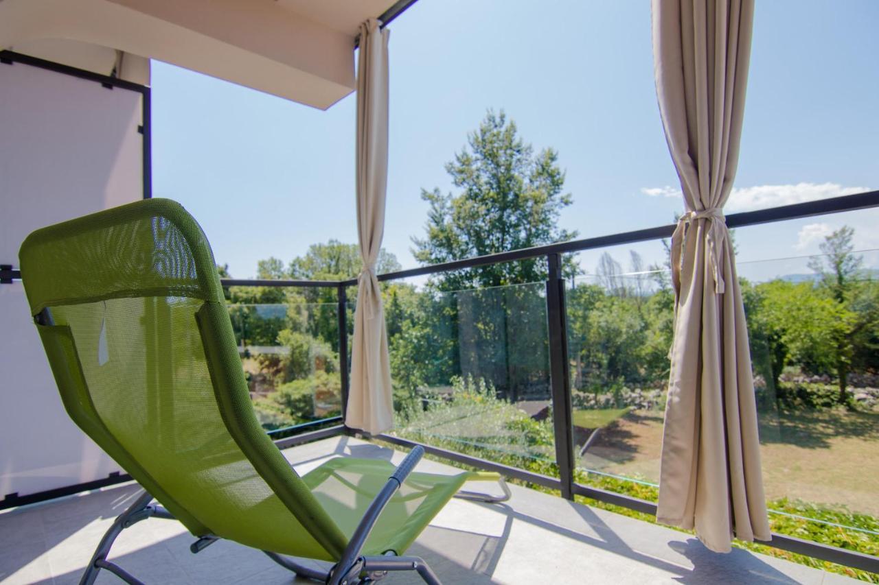 Apartments Aki Malinska Luaran gambar