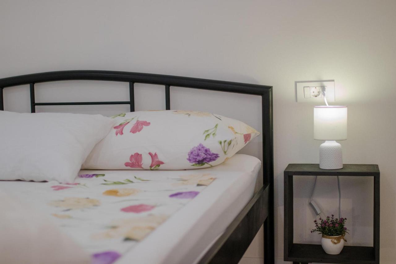 Apartments Aki Malinska Luaran gambar